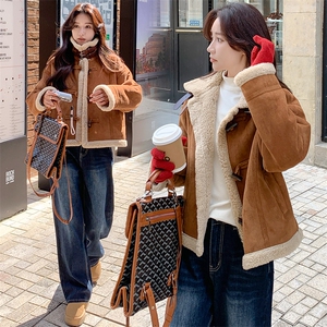 皮毛一体仿羊羔毛外套冬季2024新款小个子加厚仿麂皮绒机车服夹克,女装羊羔毛/颗粒绒,纯色衣恋
