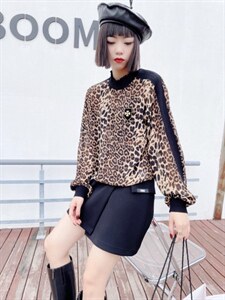 现货春装打底衫图片