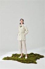 【现货】22春季新款韩版修身风衣，女装风衣，"JINI PIUS及加"