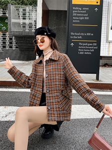 冬季格子外套图片