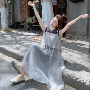 灰色绝美小众设计感巨好看裙子女2025夏季新款时尚独特吊带连衣裙图片