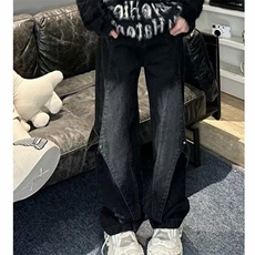 黑色
