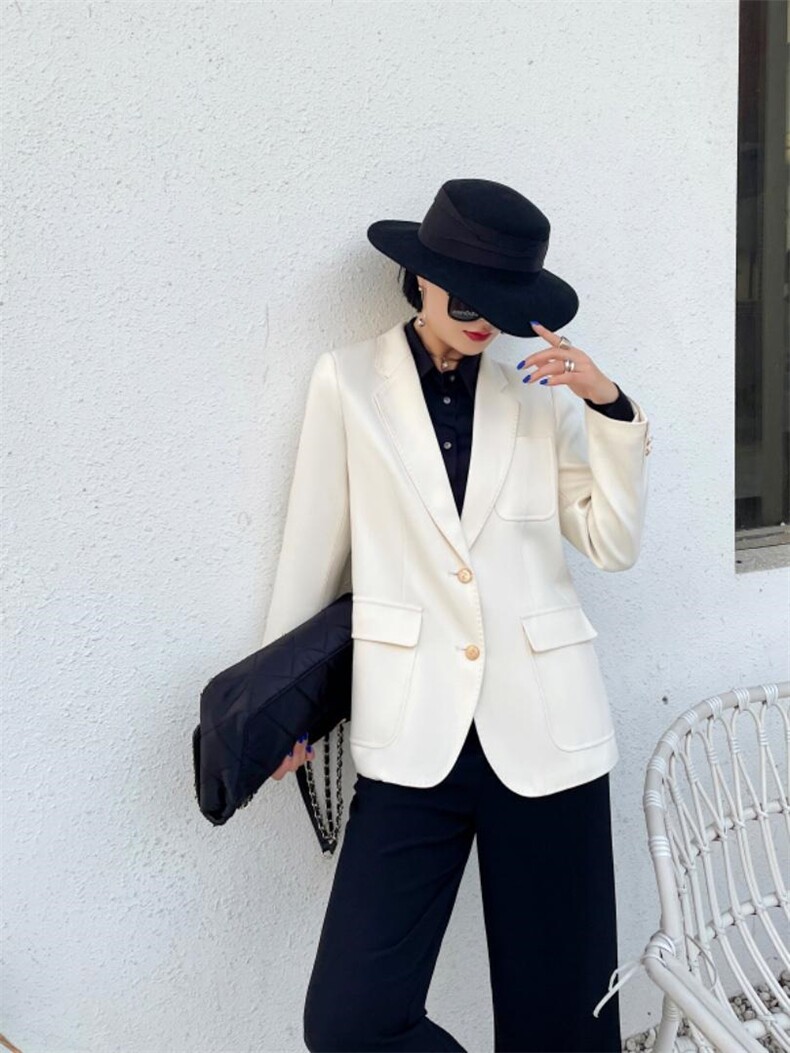 现货金纺西装大批量上市，女装西装，秋水伊人