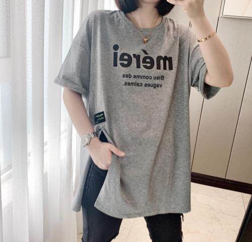 夏季新款字母开叉T恤，女装T恤，子秋