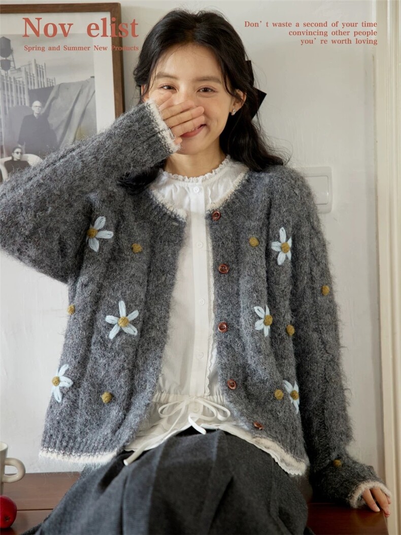 2025年秋季长袖时尚百搭通勤简约休闲慵懒风温柔甜美针织衫，女装针织衫/毛衣，织己羊绒