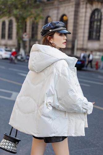 欧版羽绒服，女装羽绒服，依水云阁