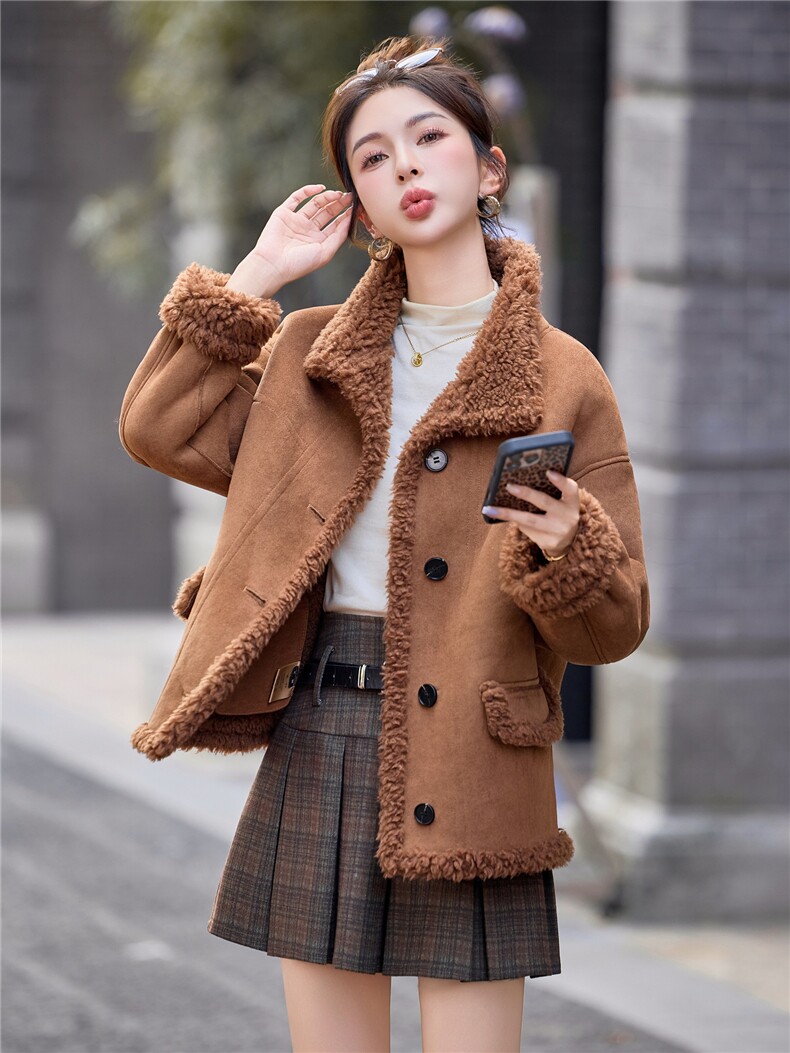 2025冬季新款~~双面穿皮毛一体,女装棉衣/棉服,意芙
