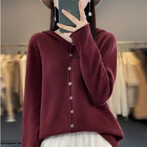一线成衣100%纯羊毛连帽开衫女秋冬款多扣针织毛衣宽松羊绒衫外套图片