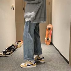 蓝色