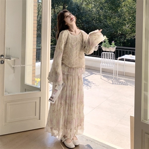 26春新款现-浪漫蕾丝拼接千金碎花半身裙两件套2618-P200K328图片