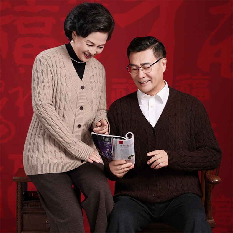 2025年秋季V领长袖青春流行开衫,男装羊毛衫,衣恋羊绒