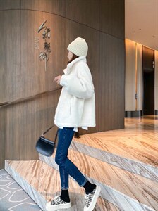 休息白塔衬衣图片
