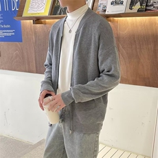 灰色
