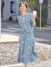 2026春季新款重工刺绣新中式G风流行的漂亮半身裙两件套套装，女装套装/套裙，伊仟回