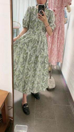 【现货】夏季新款花朵连衣裙，女装连衣裙，KEYI