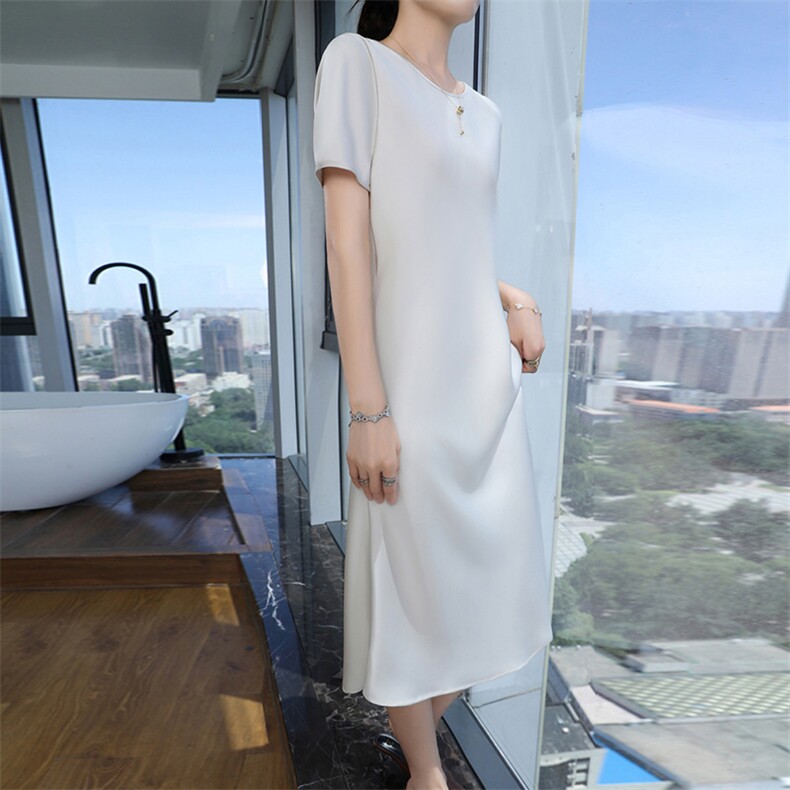25夏新款短袖连衣裙女圆领醋酸缎面宽松显瘦高级感气质长裙偏软，女装连衣裙，九戎