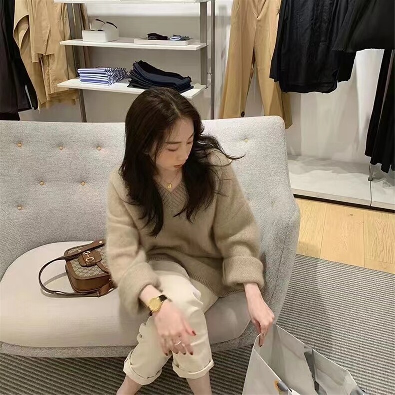 女慵懒风V领长袖套头毛衣女秋冬宽松加厚软糯高级感针织衫，女装针织衫/毛衣，半城羊绒