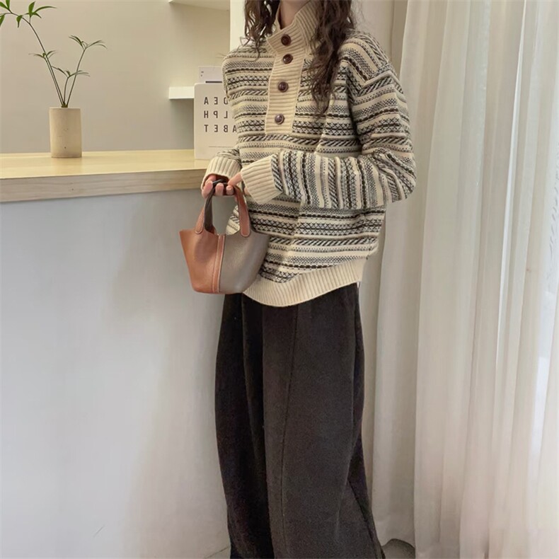 2025年秋季时尚百搭通勤简约休闲高领虚体花型，女装羊毛衫，新胜羊绒
