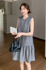 复古小香风无袖连衣裙女2025夏季新款韩版减龄灰色显瘦减龄短裙子，女装连衣裙，2C088