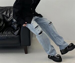 （现货）破洞牛仔裤,女装牛仔裤,UDF