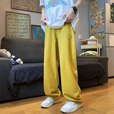 姜黄色