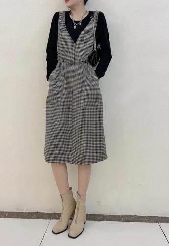 【现货】秋季新款时尚修身显瘦拼接假两件连衣裙，女装连衣裙，名怡