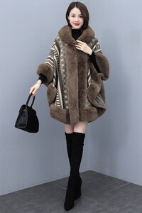 芷墨新款冬季时尚洋气加绒斗篷外套复古大毛领加厚毛呢外套女图片