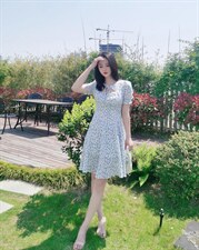 夏季新款碎花连衣裙，女装连衣裙，YO\VLF雅洛菲