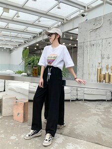 爆直筒卫裤图片