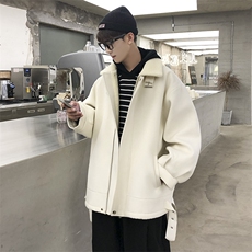 白色