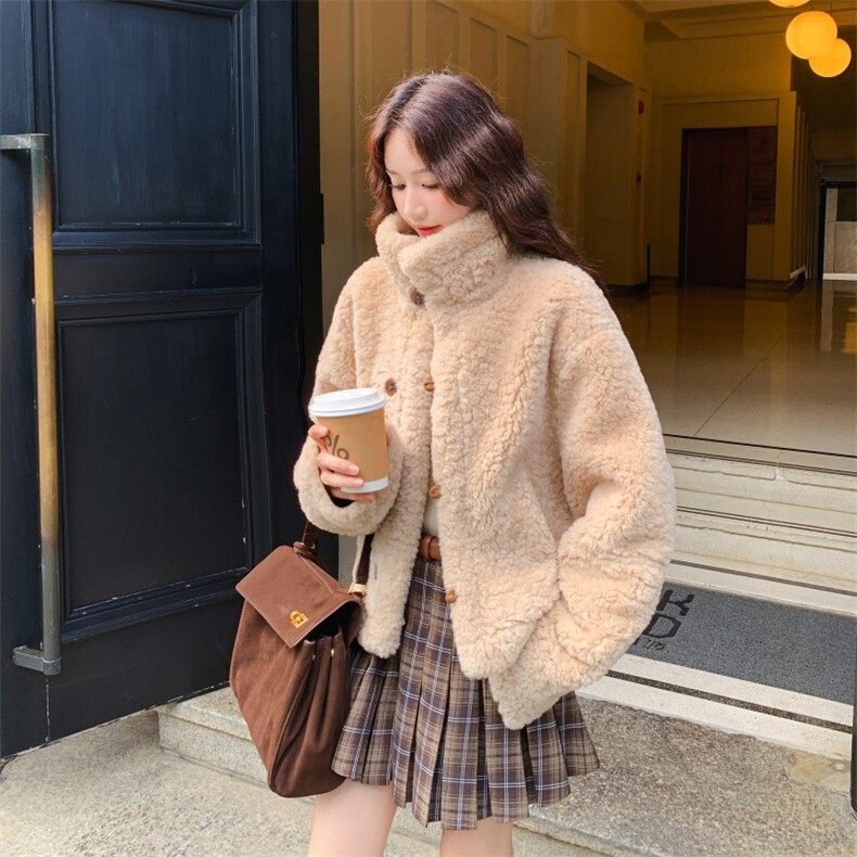 咖色软糯两面穿皮毛一体羊羔毛外套女秋冬2025新款时髦减龄棉服,女装皮草,2B218