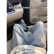 浅蓝色