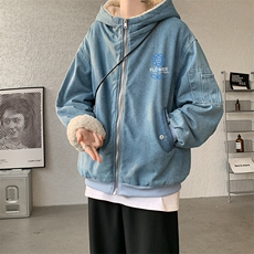 蓝色