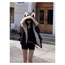 黑色