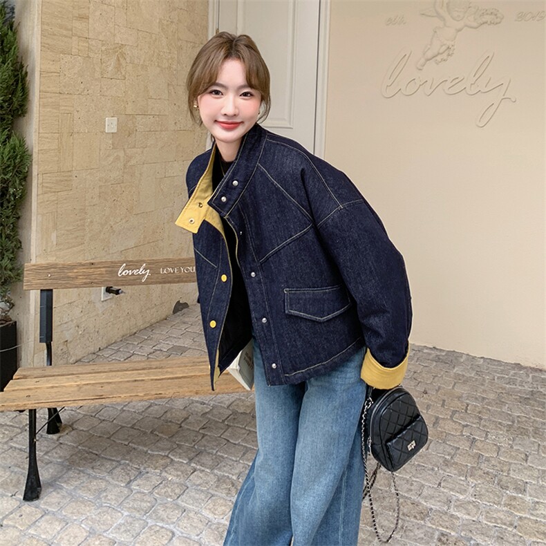 黄色拼接牛仔羽绒服外套女秋冬2025新款派克服短款小个子流行时尚,女装羽绒服,2C210