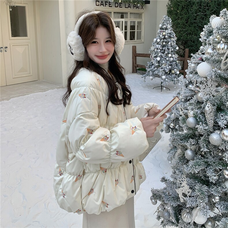 时尚圆领羽绒服女冬2025新款冰淇淋刺绣图案超火巨好看白鸭绒外套,女装羽绒服,琦鑫阁（原依鑫阁）
