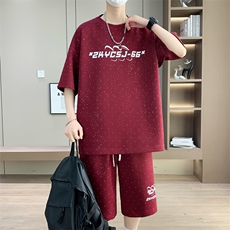 红色