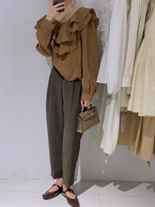 韩系荷叶边小衫图片