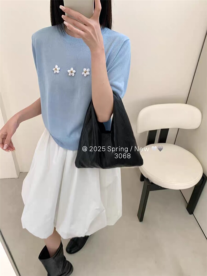 高档夏季新款t恤女短袖圆领宽松休闲正肩穿搭简约洋气小众ins,女装T恤,唐诺