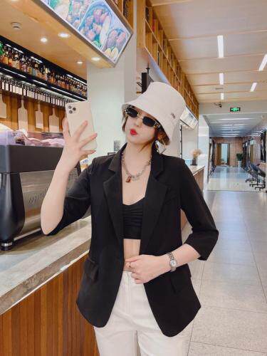 现货夏季新款修身显瘦防晒西服，女装，韩衫衣社