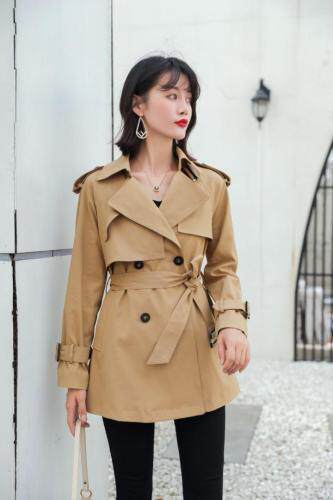 新款风衣，女装风衣，水恋百合