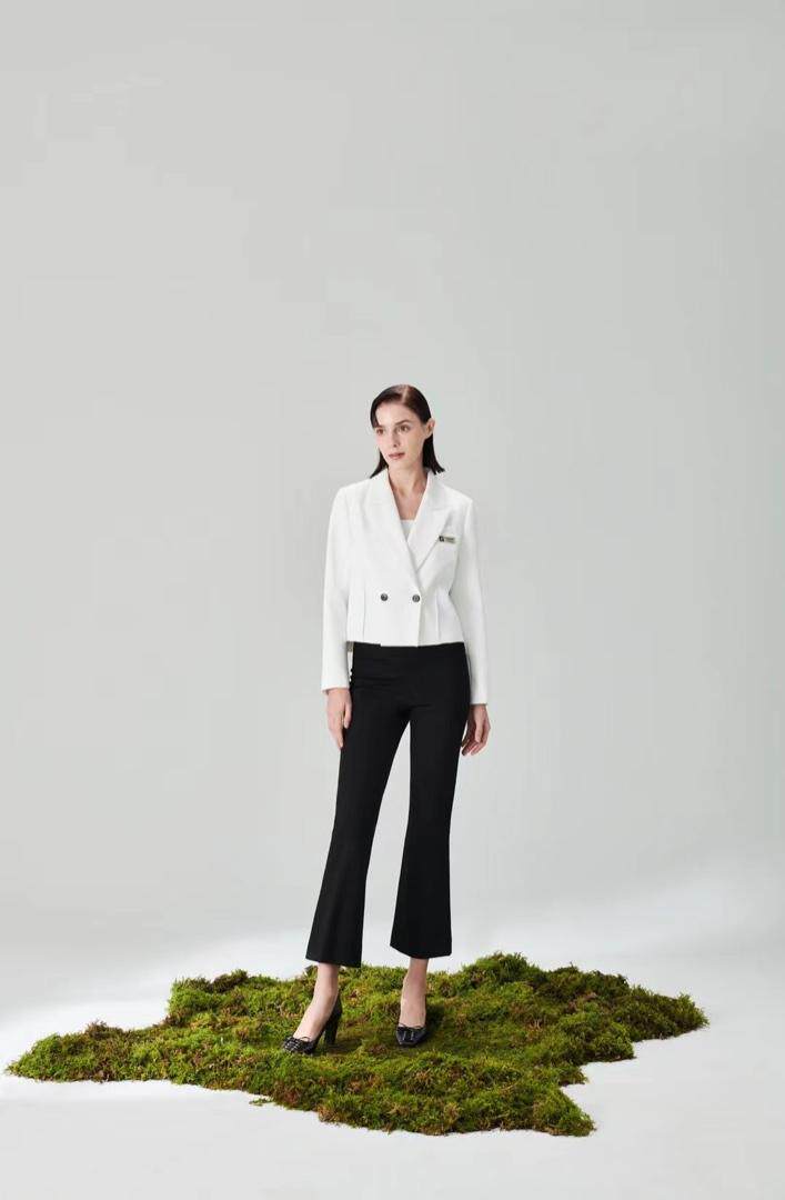 【现货】22春季新款时尚气质小西装外套，女装西装，"JINI PIUS及加"