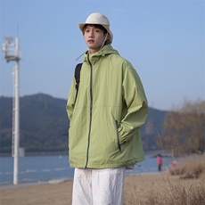 绿色