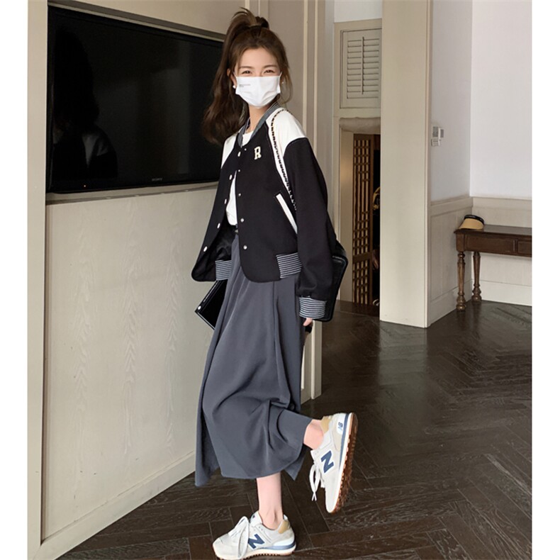 23年秋季新款小众撞色拼接黑色棒球服82378-P140-K188,女装短外套,一九零