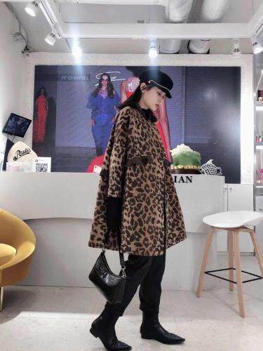 【现货】豹纹加棉大衣,女装,格格依恋