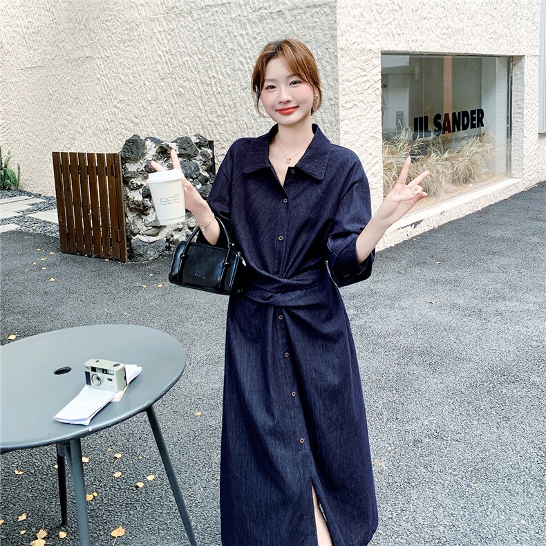轻熟风藏青色长袖牛仔衬衫连衣裙女春秋超火巨好看单排扣气质长裙,女装连衣裙,2C293