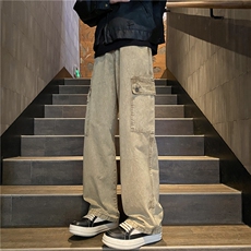 卡其色