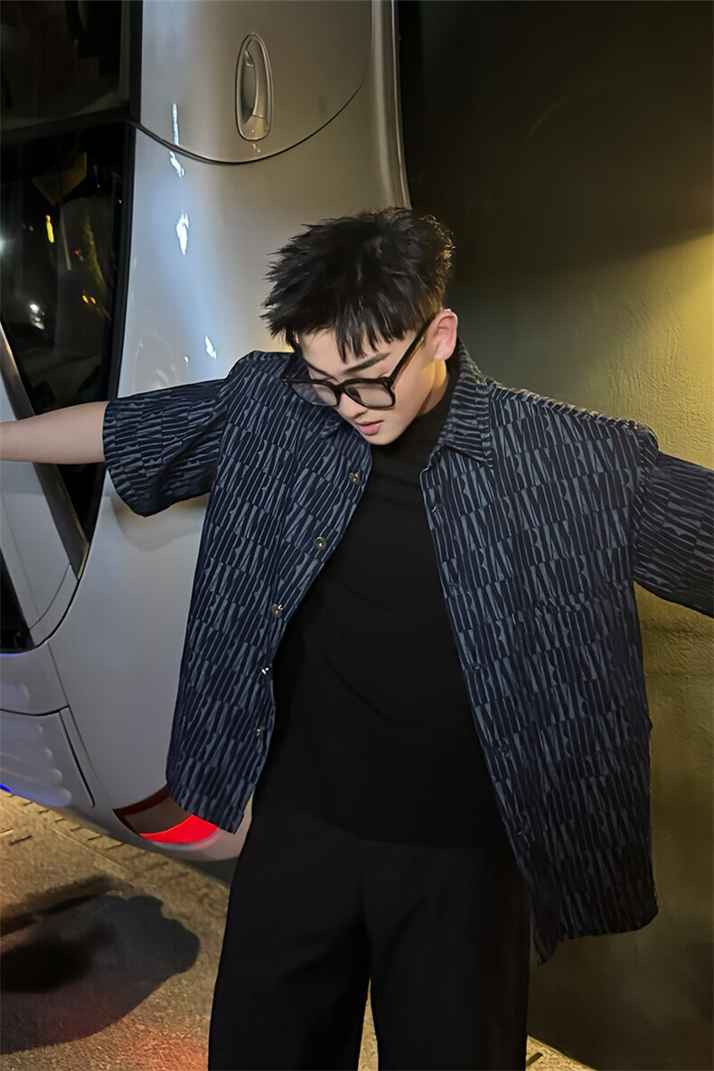 2025夏季高定靛蓝撞色印花牛仔高级老钱风短袖上衣D06/P100控140,男装T恤,星座305B