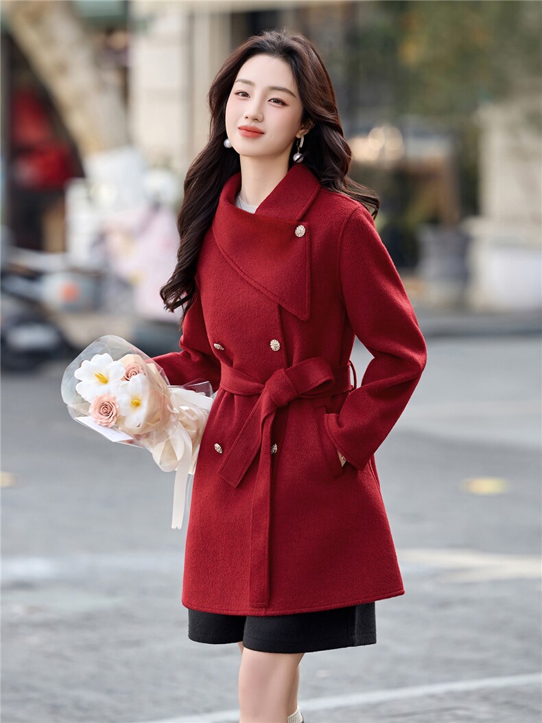 新款2025年冬季双旦新年主推款收腰中长款气质设计感毛呢外套,女装毛呢外套,乐吉娜