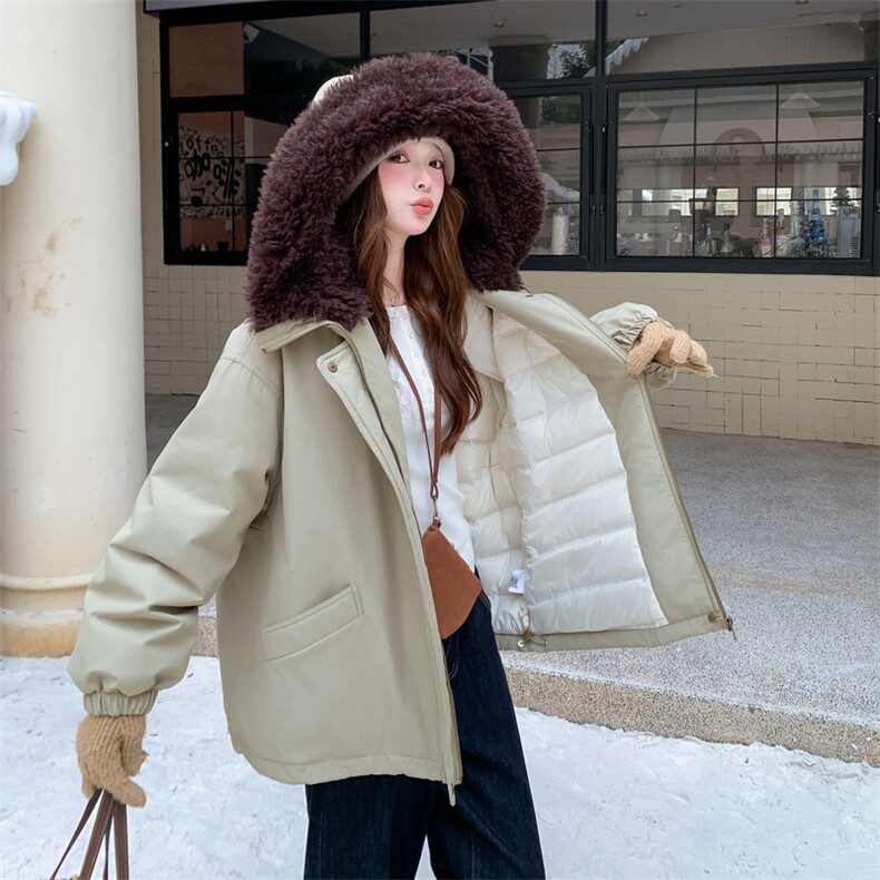 巨好看羊羔毛拼接派克羽绒服女2025冬新款设计感时尚羽绒绒外套,女装羽绒服,仟媚宠